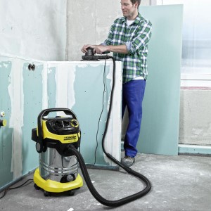 stopcontact met inschakelautomaat karcher.